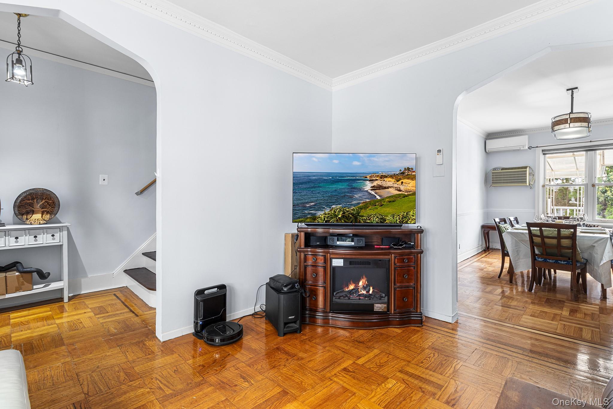 1736 E 33rd Street, Brooklyn, NY 11234