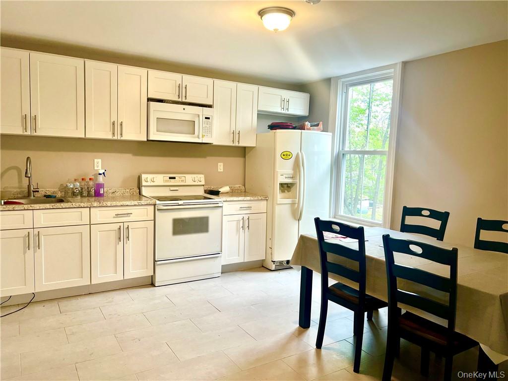 12 Washington Street # 2nd Fl, Middletown, NY 10940