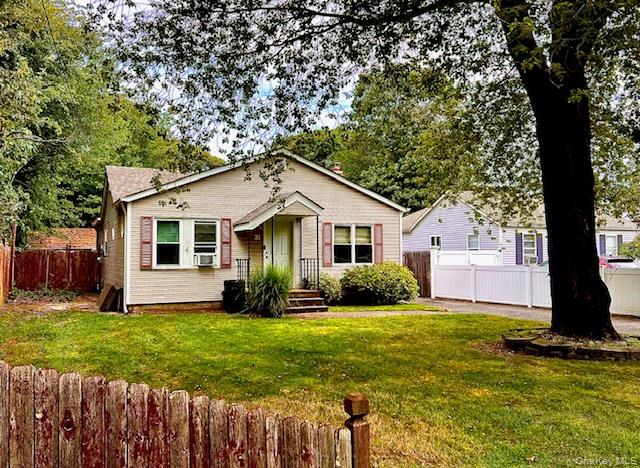 31 Champlain Street, Ronkonkoma, NY 11779