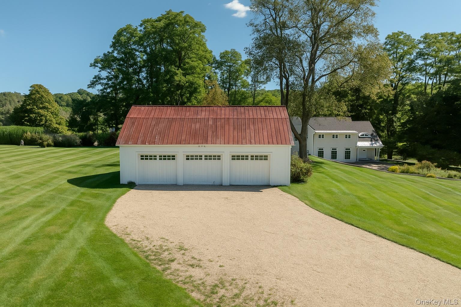 644-672 Tower Hill Road, Millbrook, NY 12545