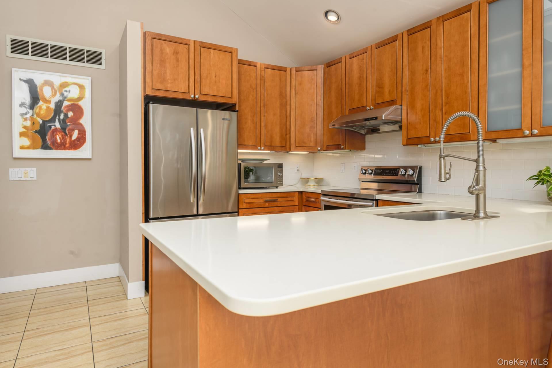 15 Fox Hollow Drive, East Quogue, NY 11942