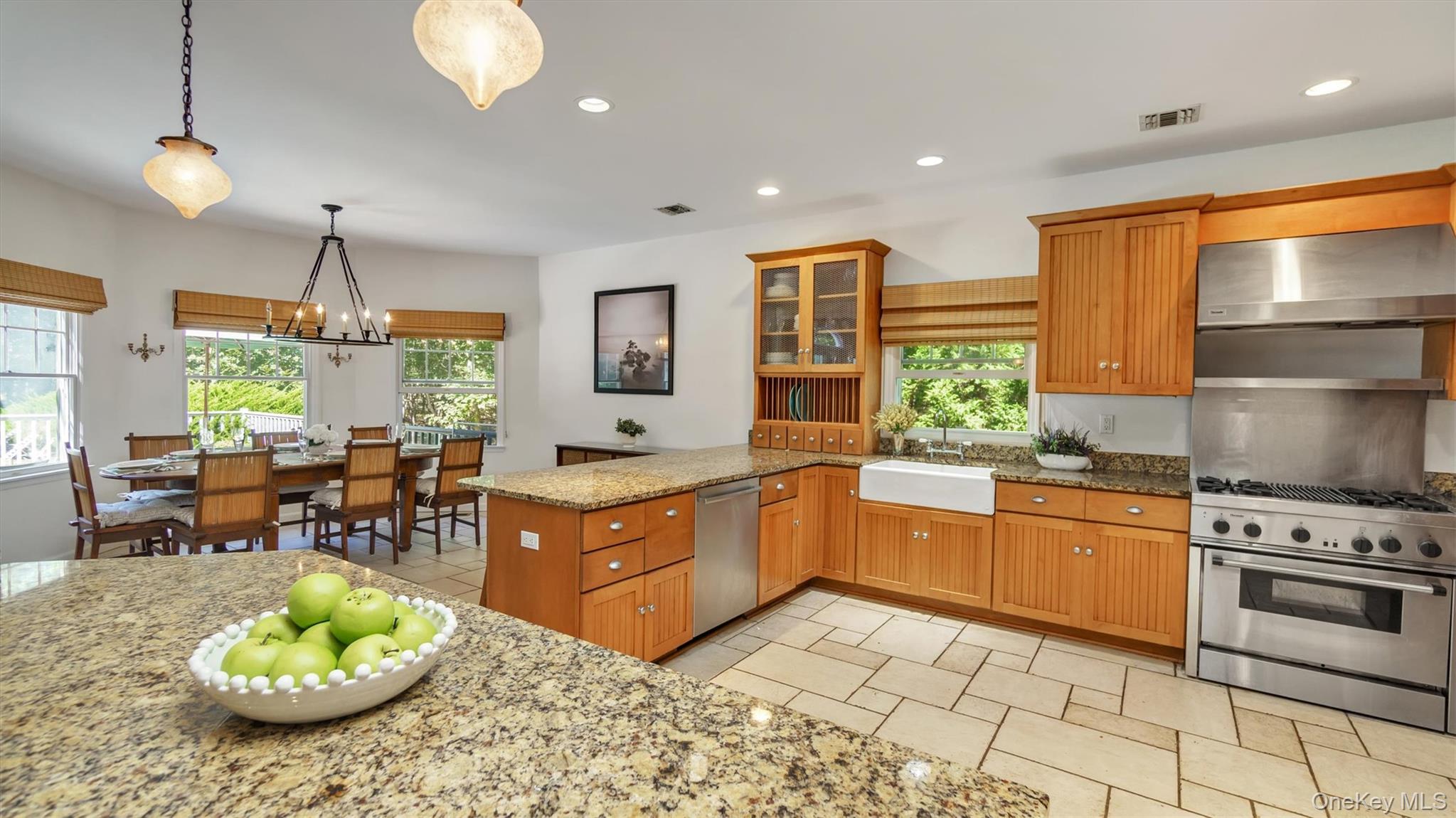 86 Northwest Path, Sagaponack, NY 11962