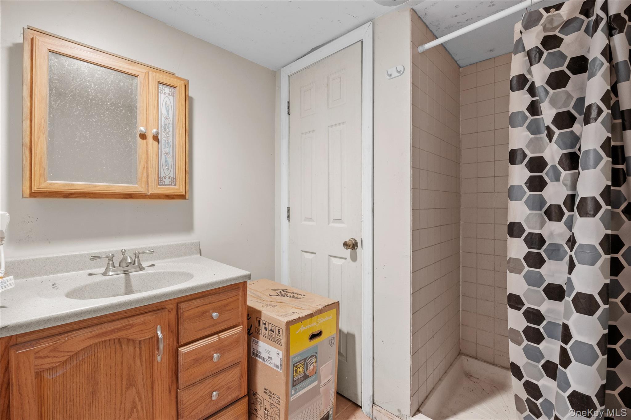 20 Westminster Drive, Bohemia, NY 11716