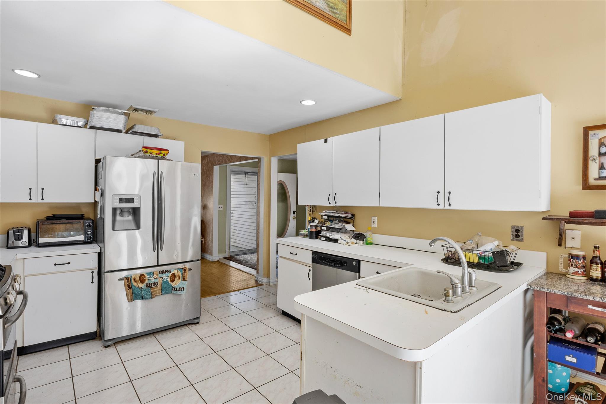 20 Westminster Drive, Bohemia, NY 11716