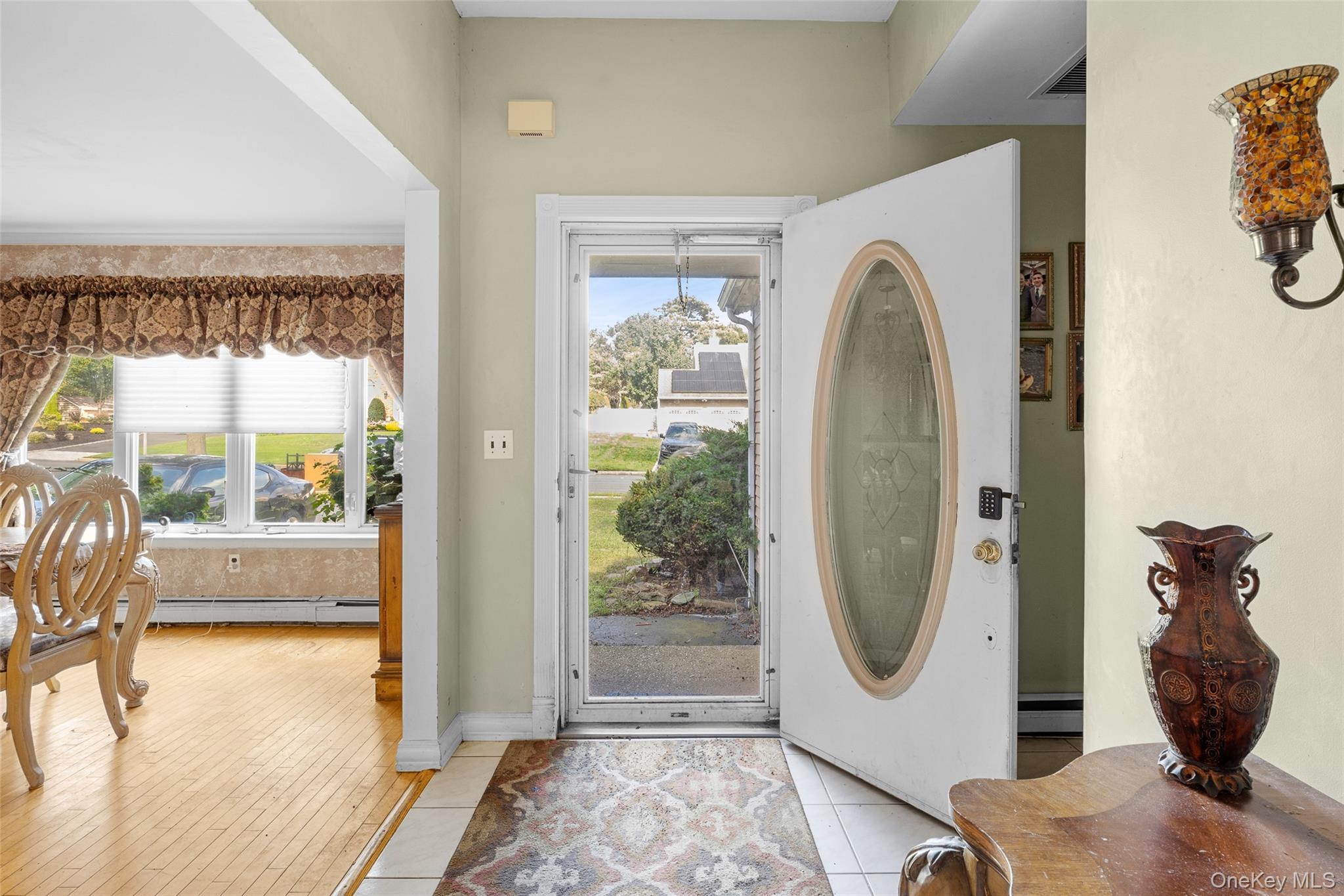 20 Westminster Drive, Bohemia, NY 11716