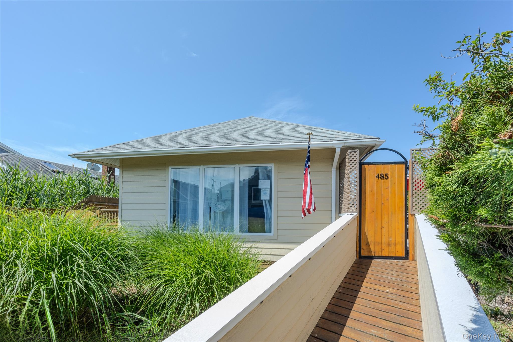 485 Bayberry Walk, Ocean Beach, NY 11770