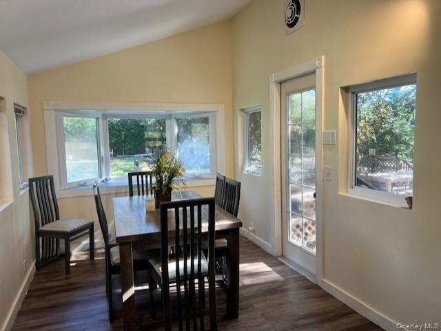 16 Lilac Road, Westhampton Beach, NY 11978