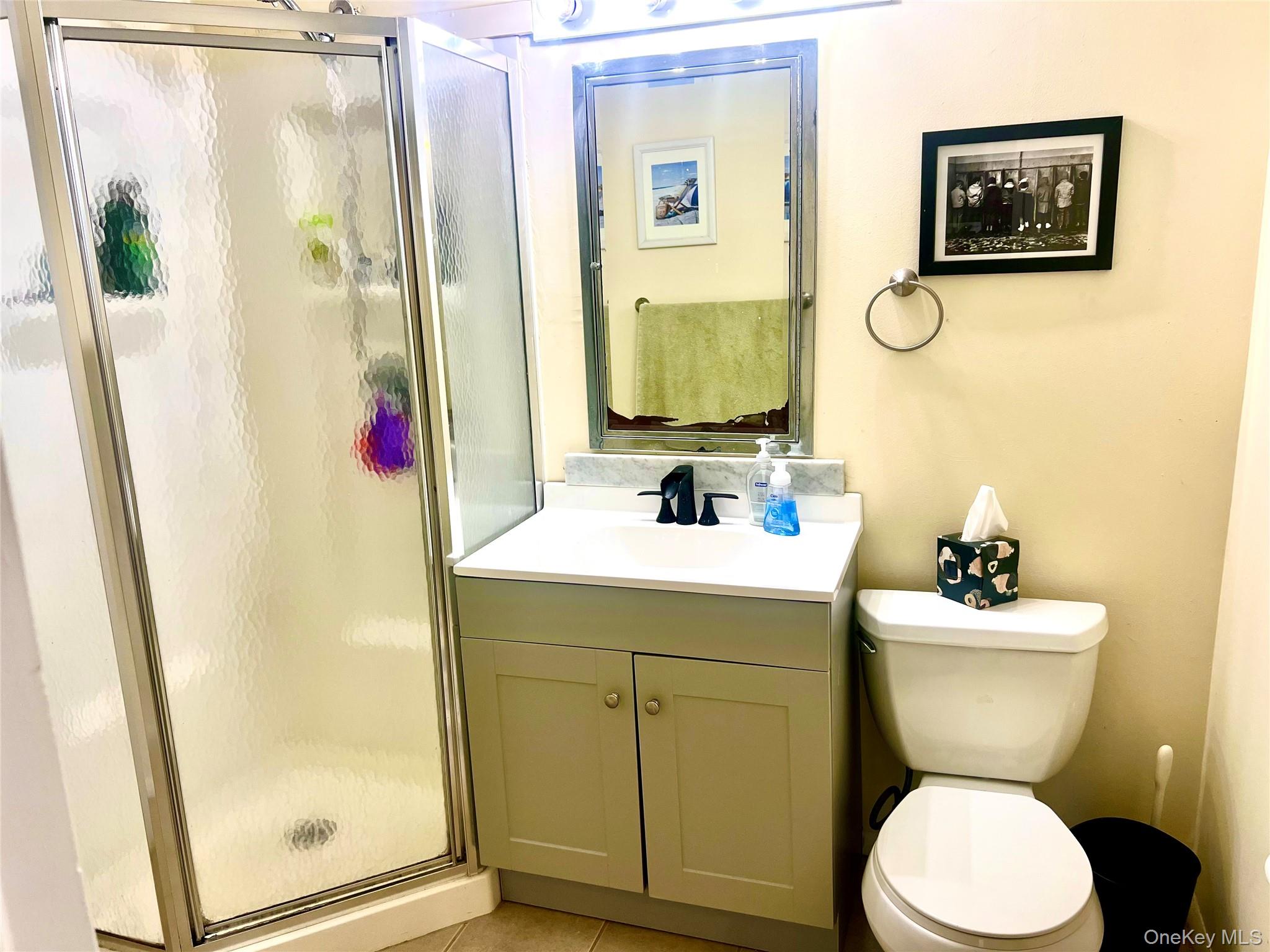 16 Lilac Road, Westhampton Beach, NY 11978