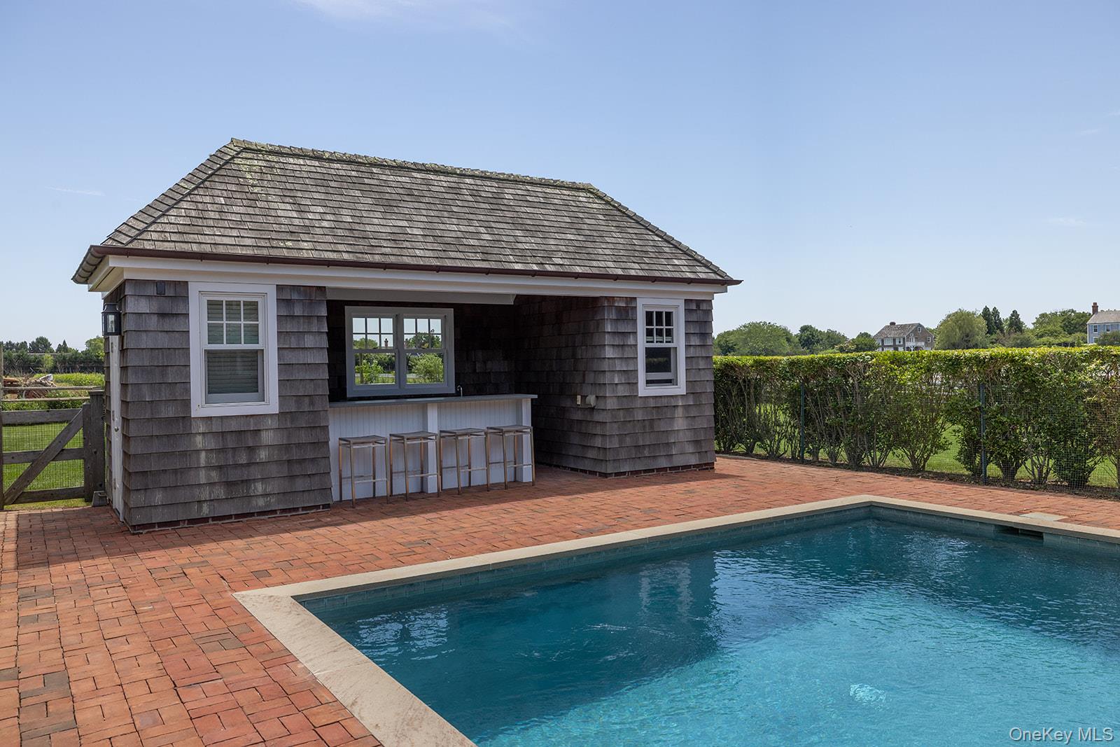 201 Hedges Lane, Sagaponack, NY 11962
