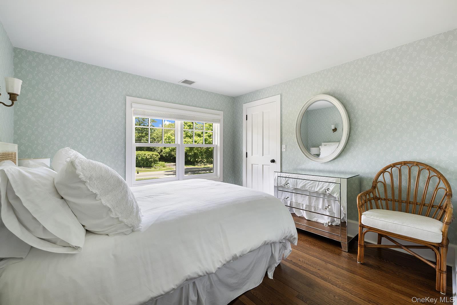 201 Hedges Lane, Sagaponack, NY 11962