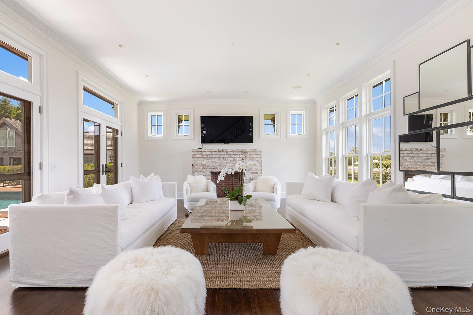 201 Hedges Lane, Sagaponack, NY 11962