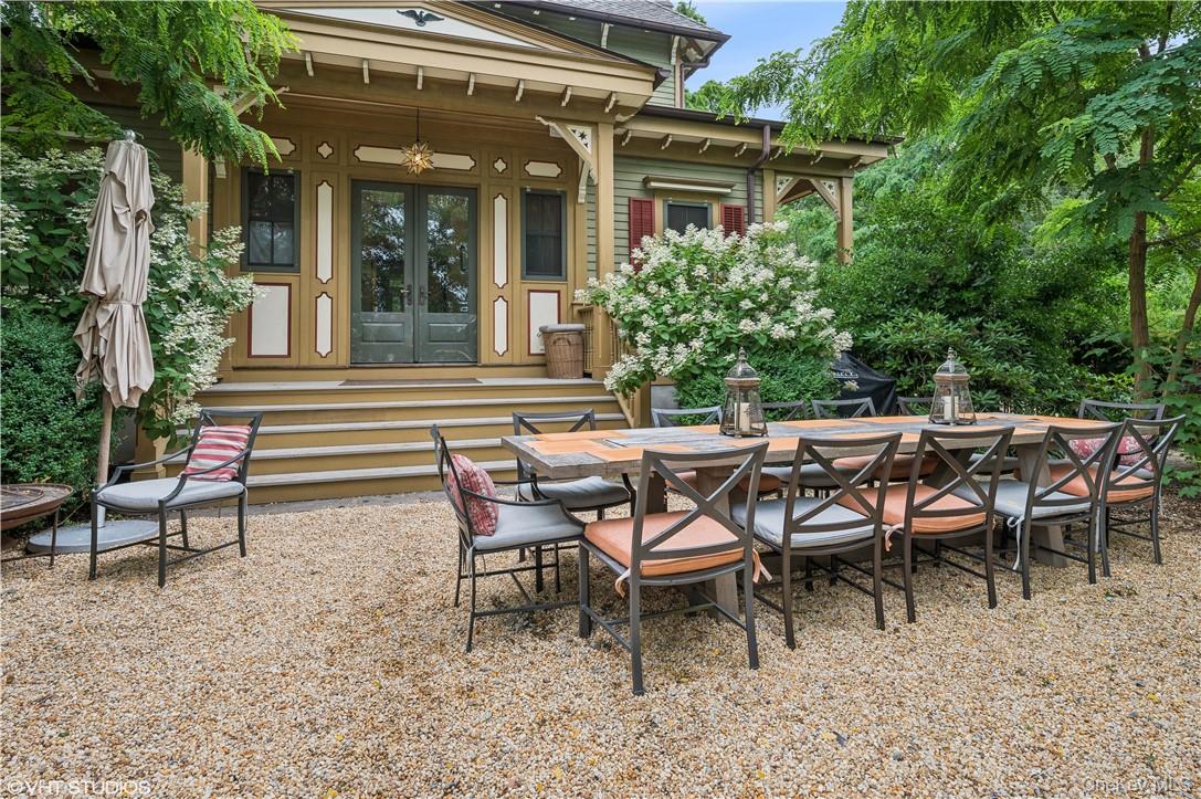 216 Melbourne Avenue, Mamaroneck, NY 10543