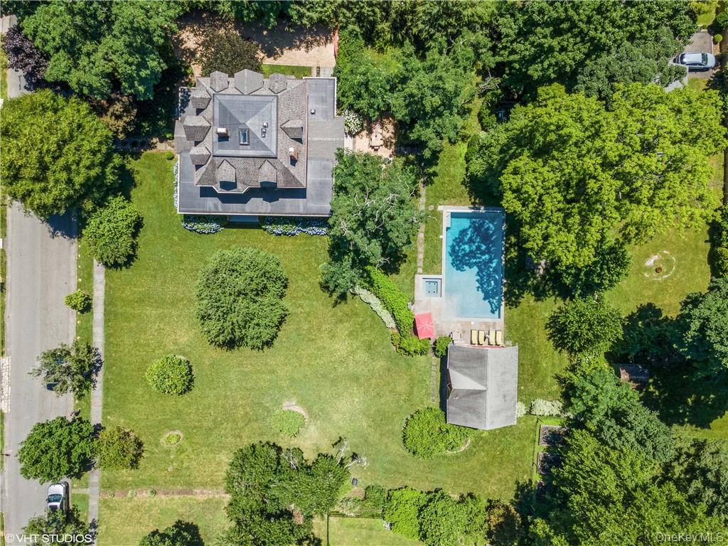 216 Melbourne Avenue, Mamaroneck, NY 10543