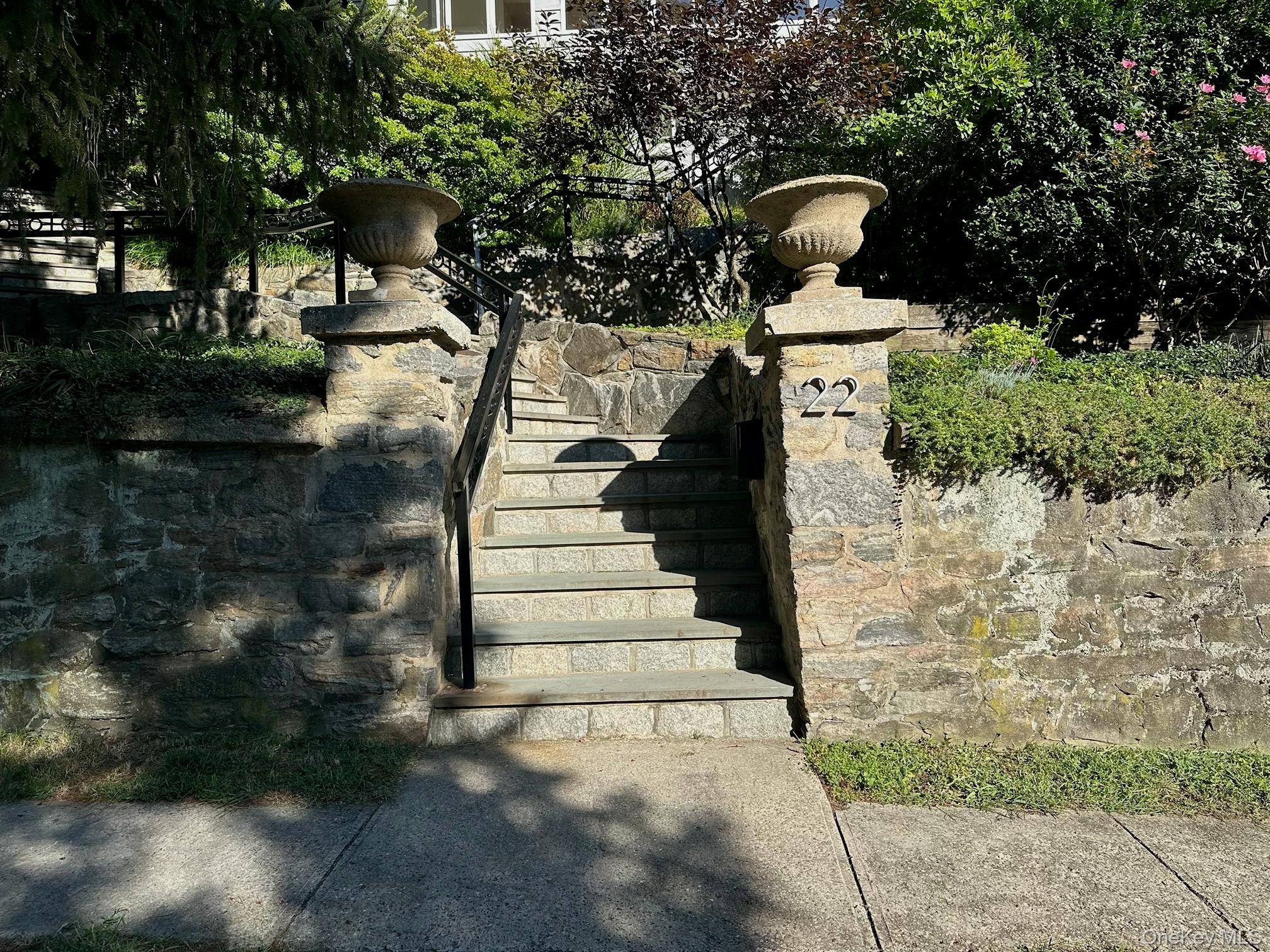 22 Lincoln Avenue Avenue, Hastings-on-Hudson, NY 10706