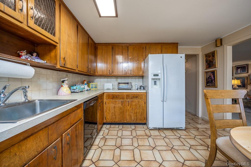 5 Park Terrace, New City, NY 10956