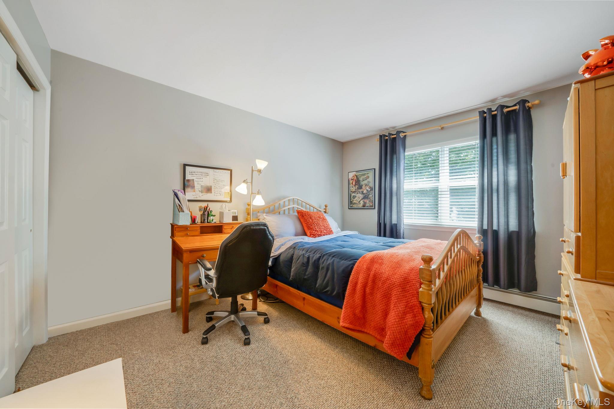 37 Deer Lane, East Setauket, NY 11733