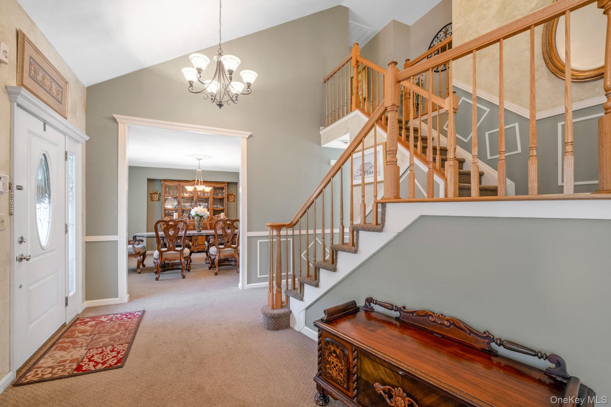 37 Deer Lane, East Setauket, NY 11733