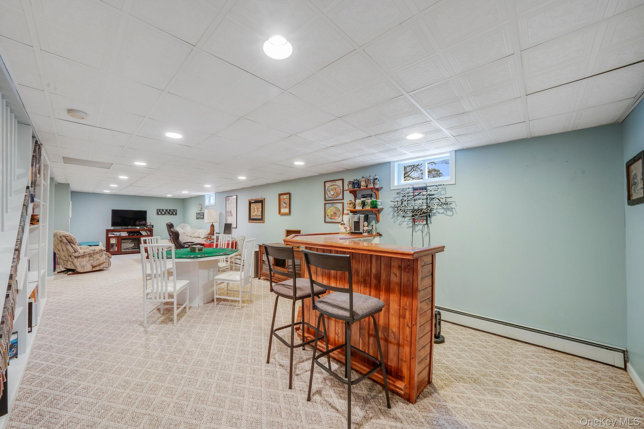 37 Deer Lane, East Setauket, NY 11733