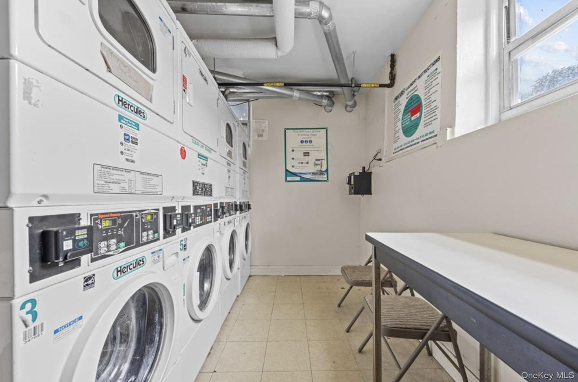 222-89 Braddock Avenue # 2E, Bellerose, NY 11428