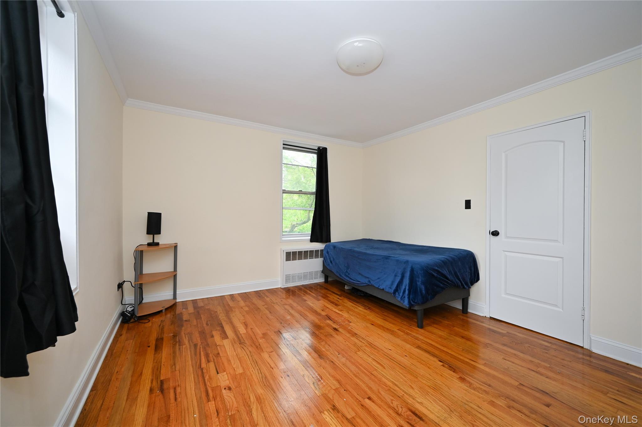 222-89 Braddock Avenue # 2E, Bellerose, NY 11428