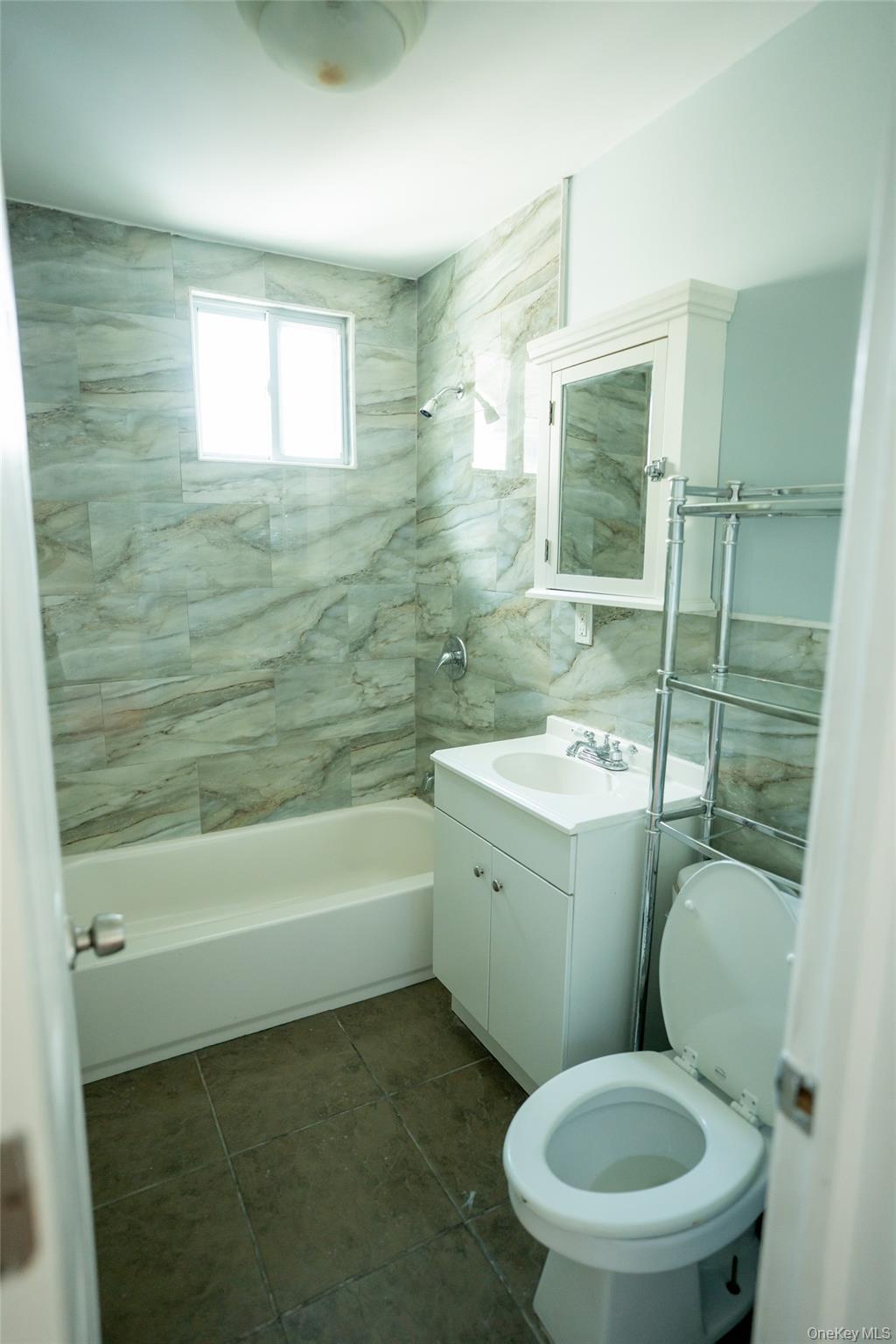 10532 130th Street, Richmond Hill, NY 11419