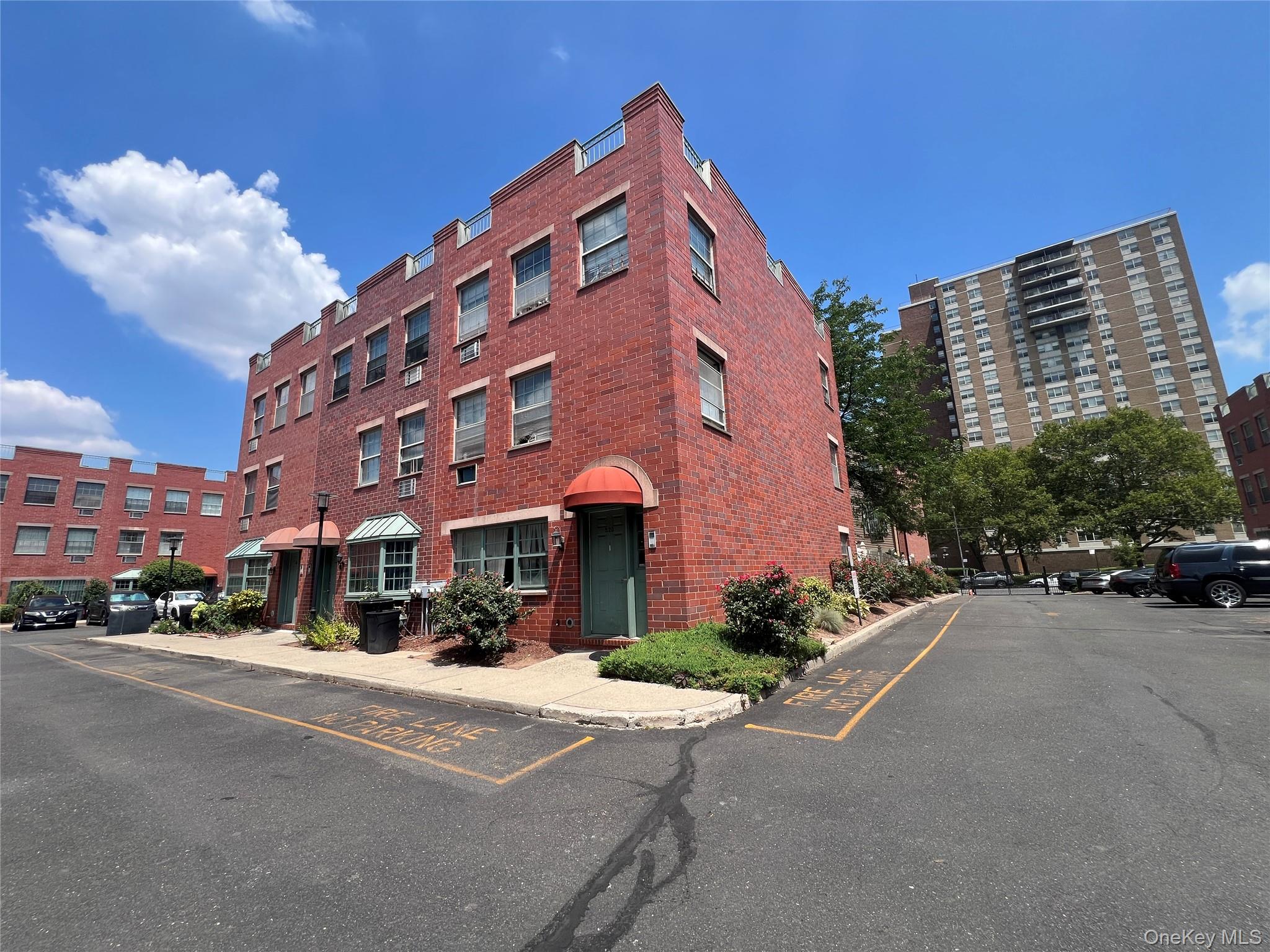 518 Louisiana Avenue, Brooklyn, NY 11239