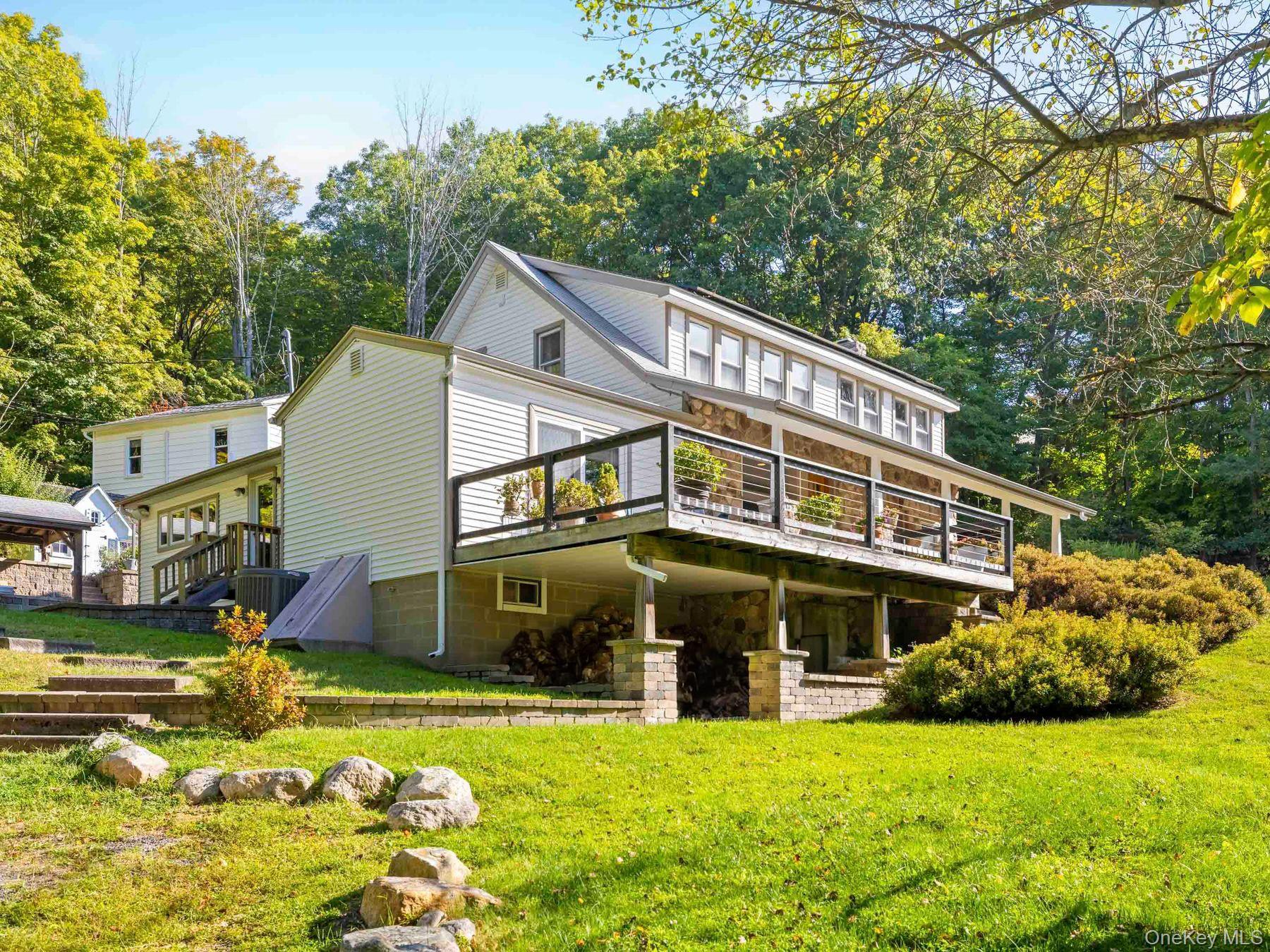 41 Vista Maria Road, Cragsmoor, NY 12420