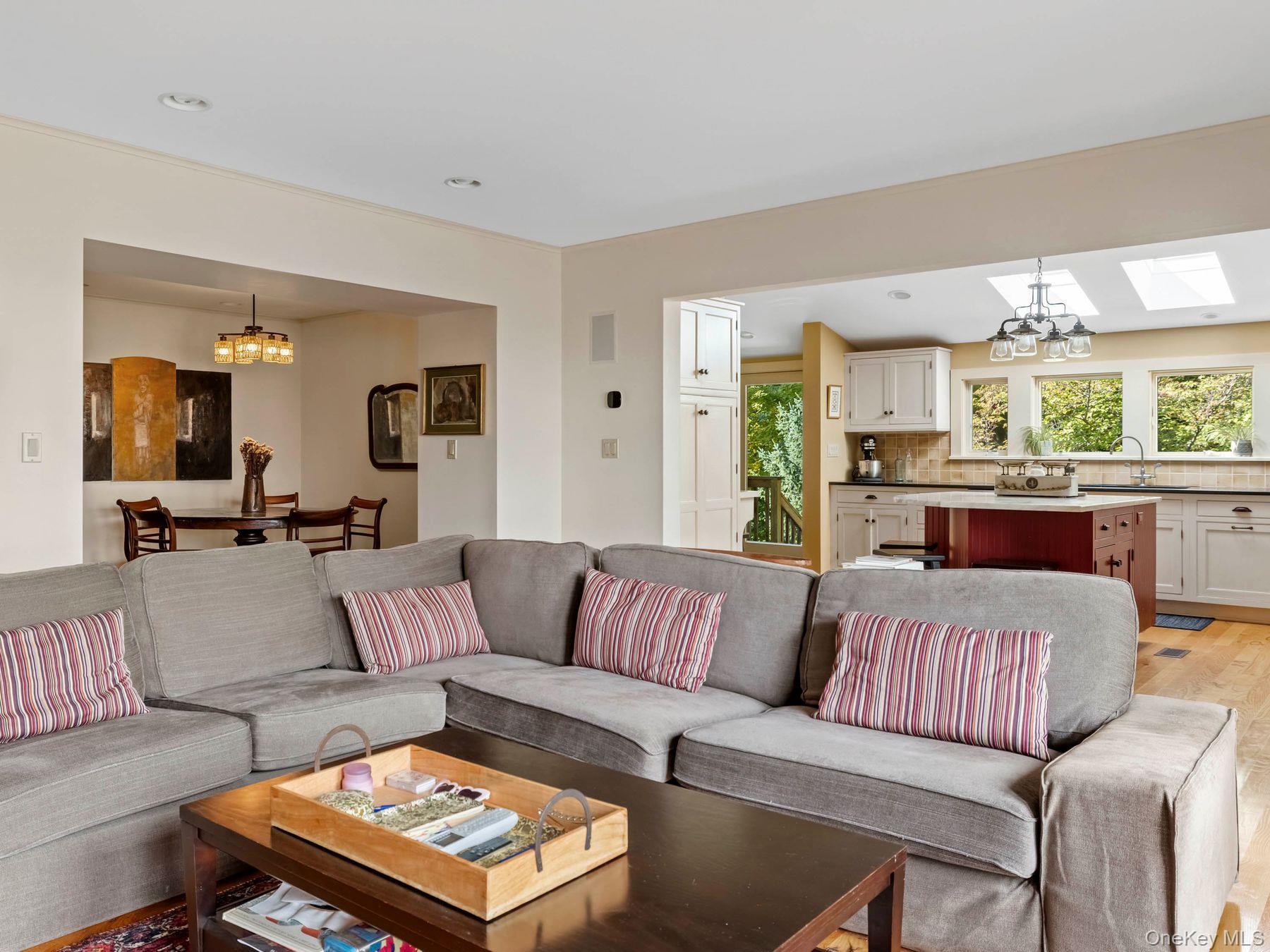 41 Vista Maria Road, Cragsmoor, NY 12420