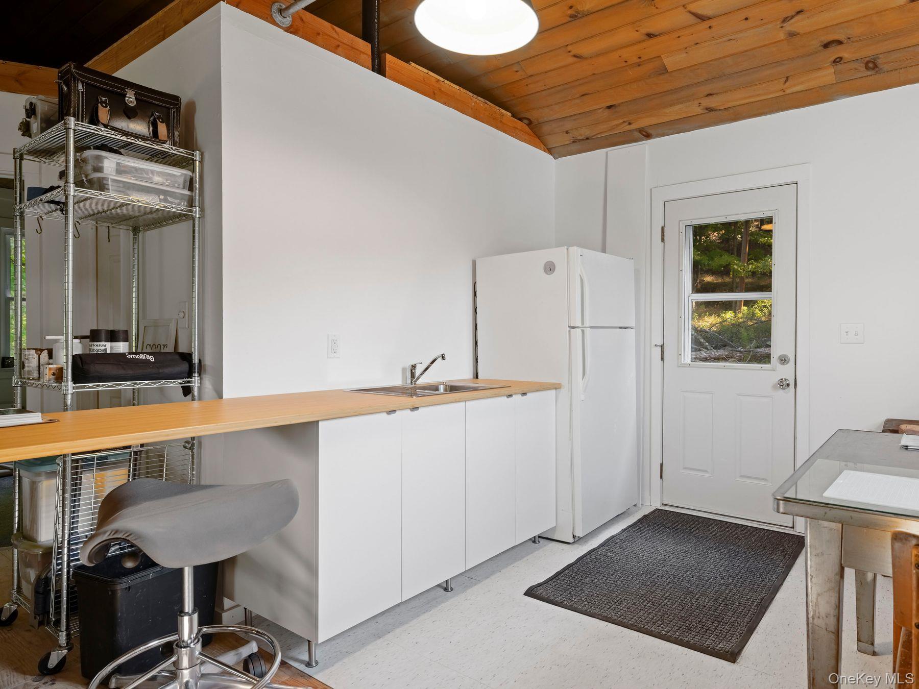 41 Vista Maria Road, Cragsmoor, NY 12420