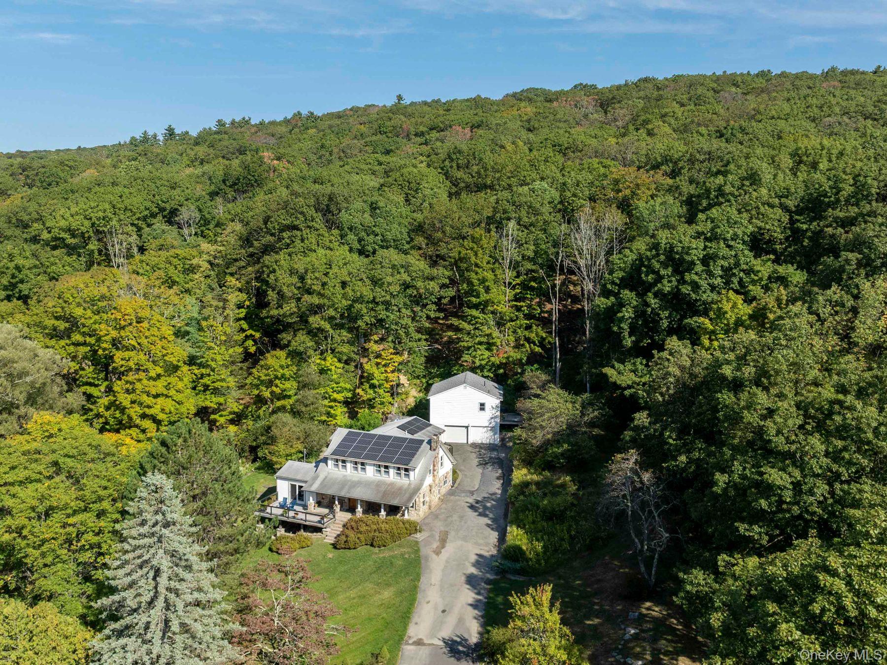 41 Vista Maria Road, Cragsmoor, NY 12420