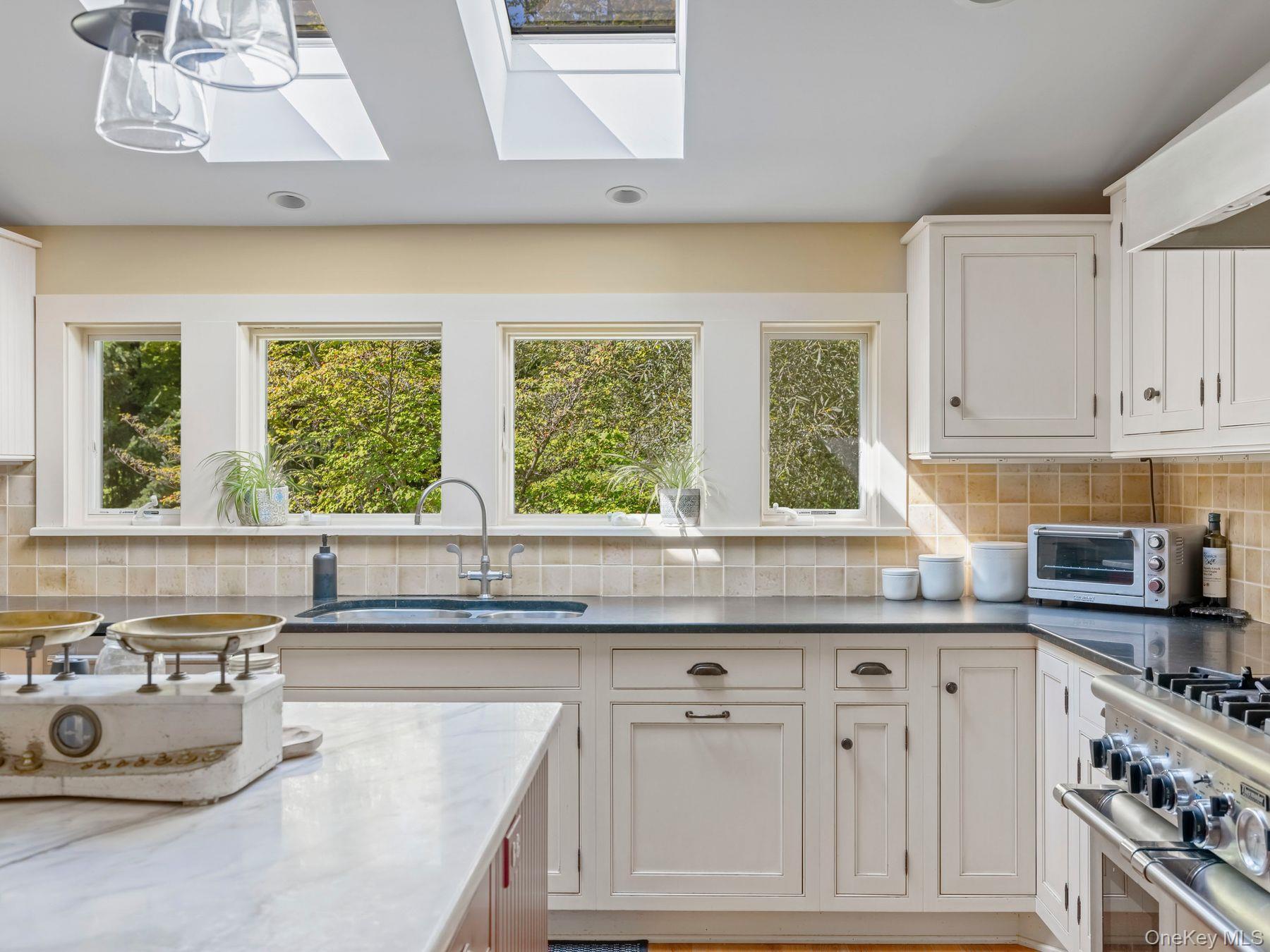 41 Vista Maria Road, Cragsmoor, NY 12420