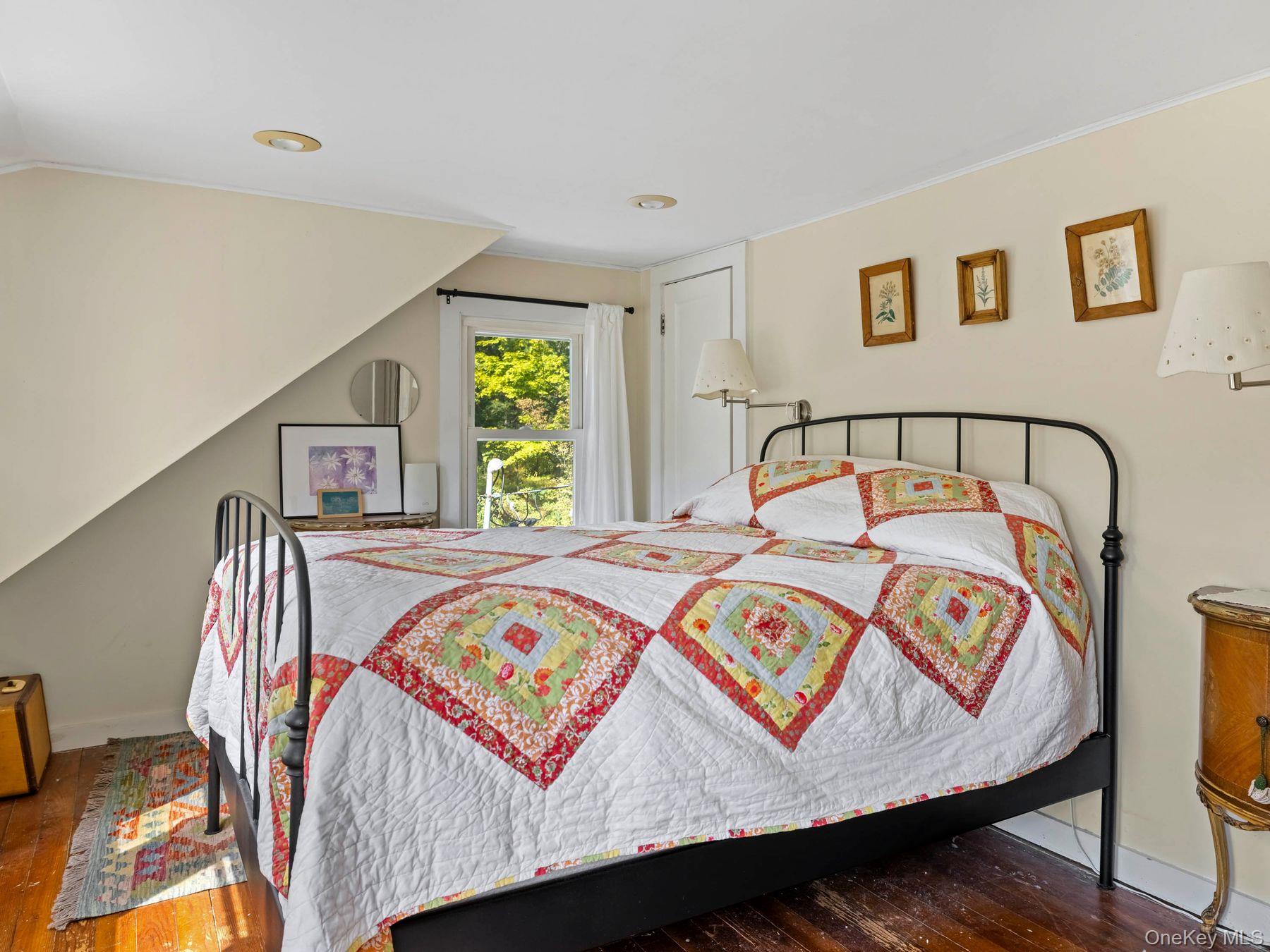 41 Vista Maria Road, Cragsmoor, NY 12420