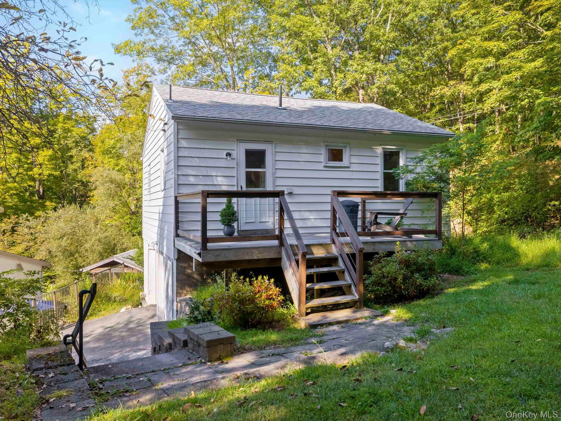 41 Vista Maria Road, Cragsmoor, NY 12420