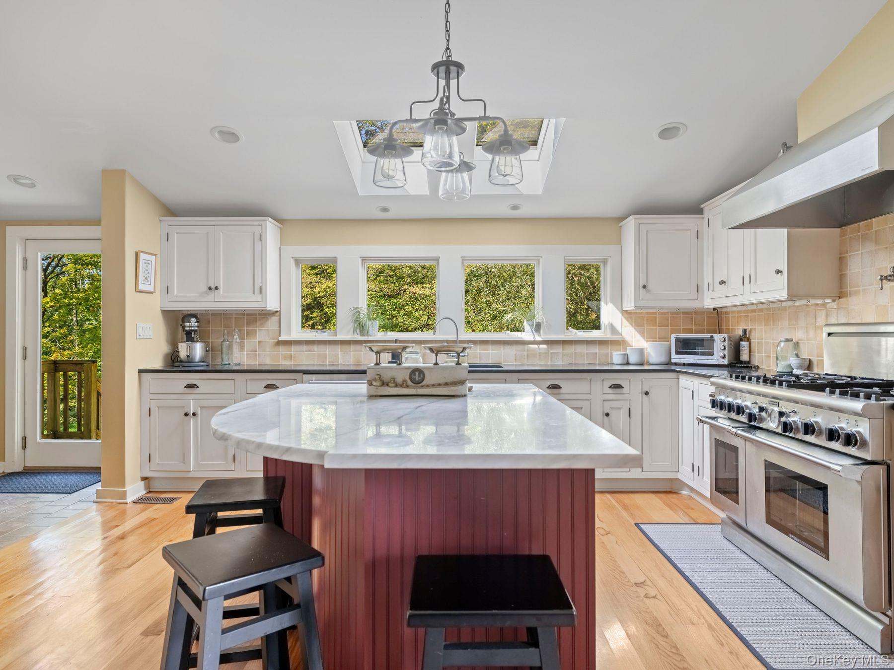 41 Vista Maria Road, Cragsmoor, NY 12420