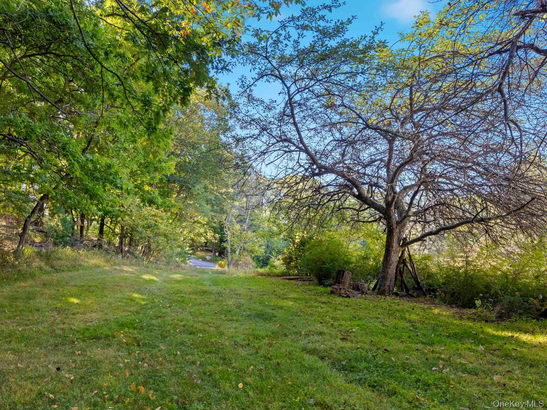 41 Vista Maria Road, Cragsmoor, NY 12420