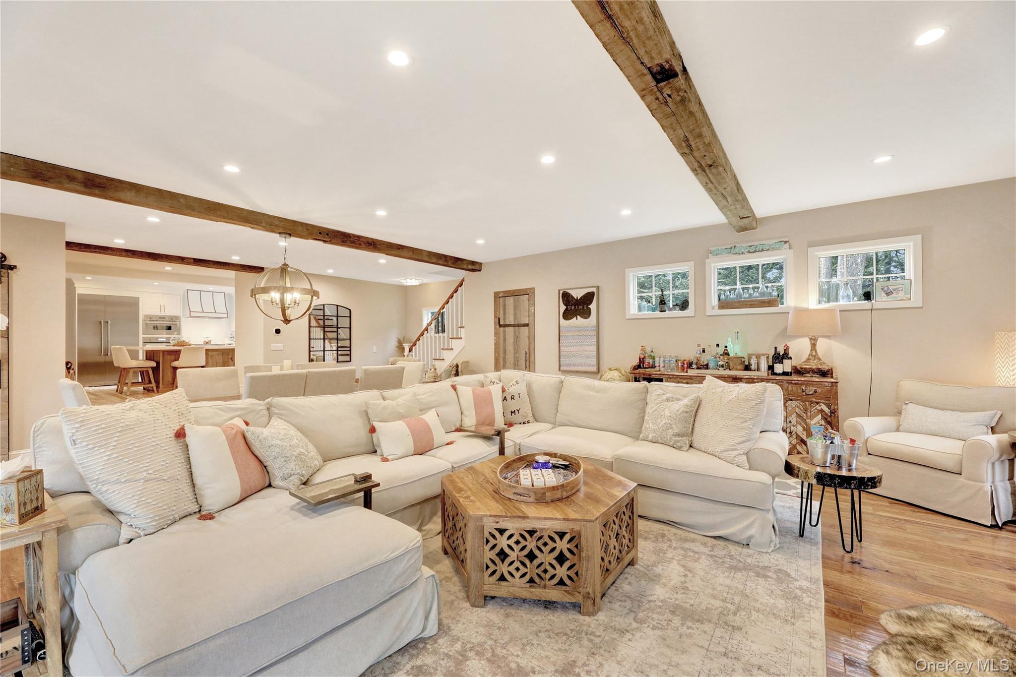 198 South Country Road, Remsenburg, NY 11960