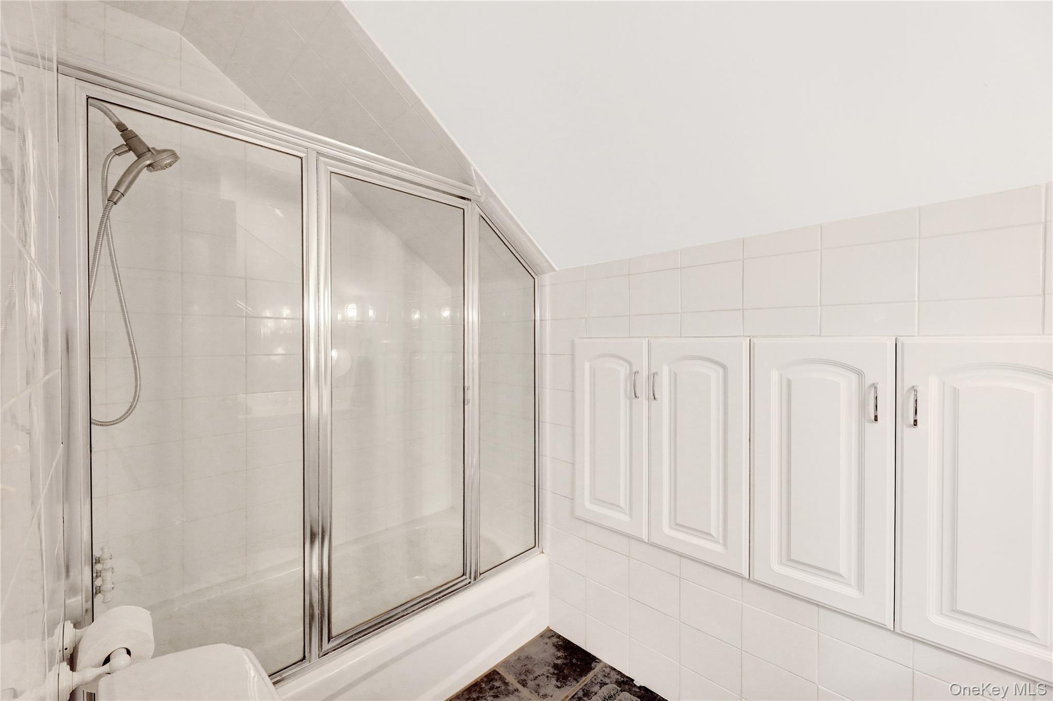 198 South Country Road, Remsenburg, NY 11960