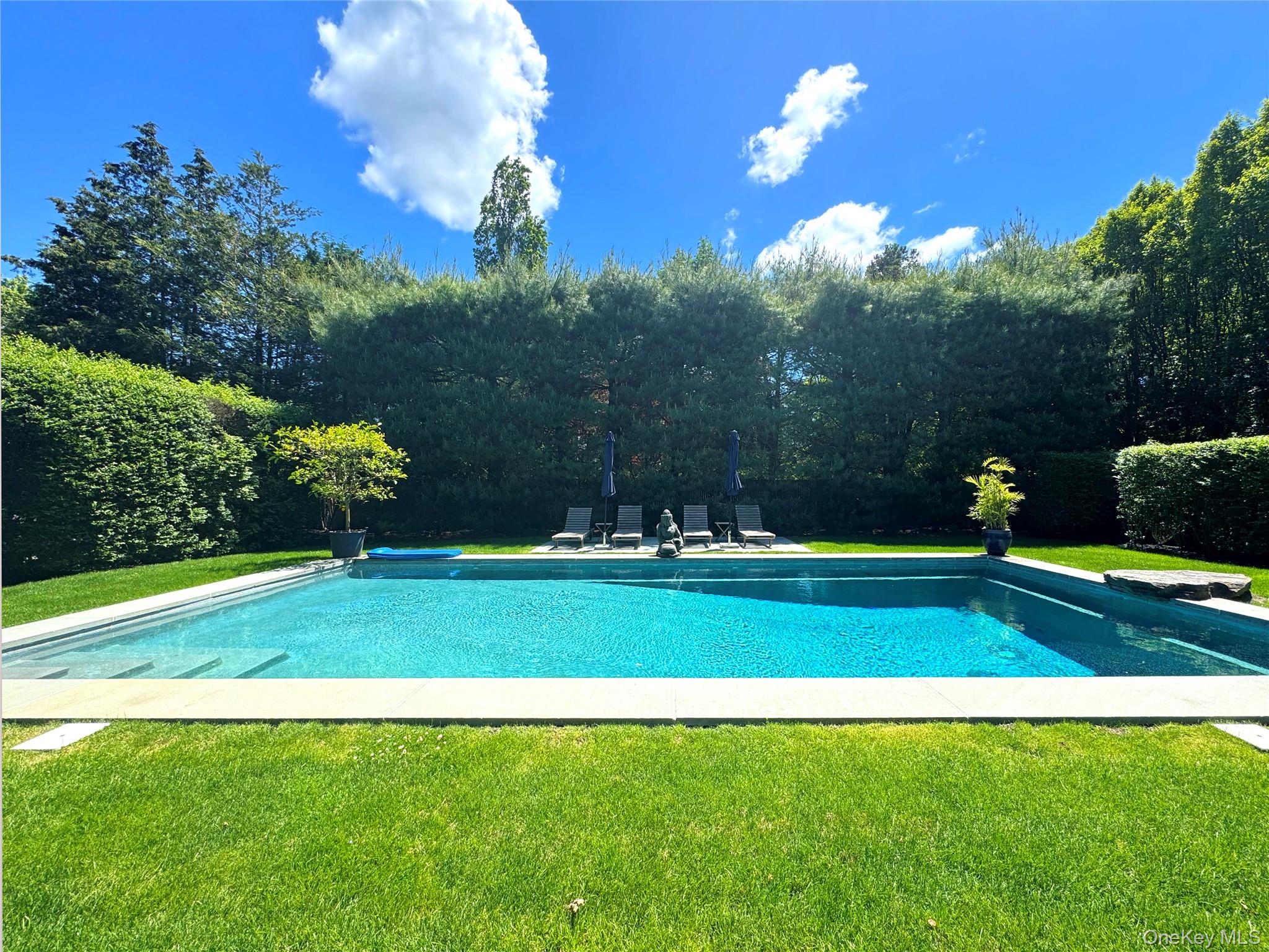 198 South Country Road, Remsenburg, NY 11960