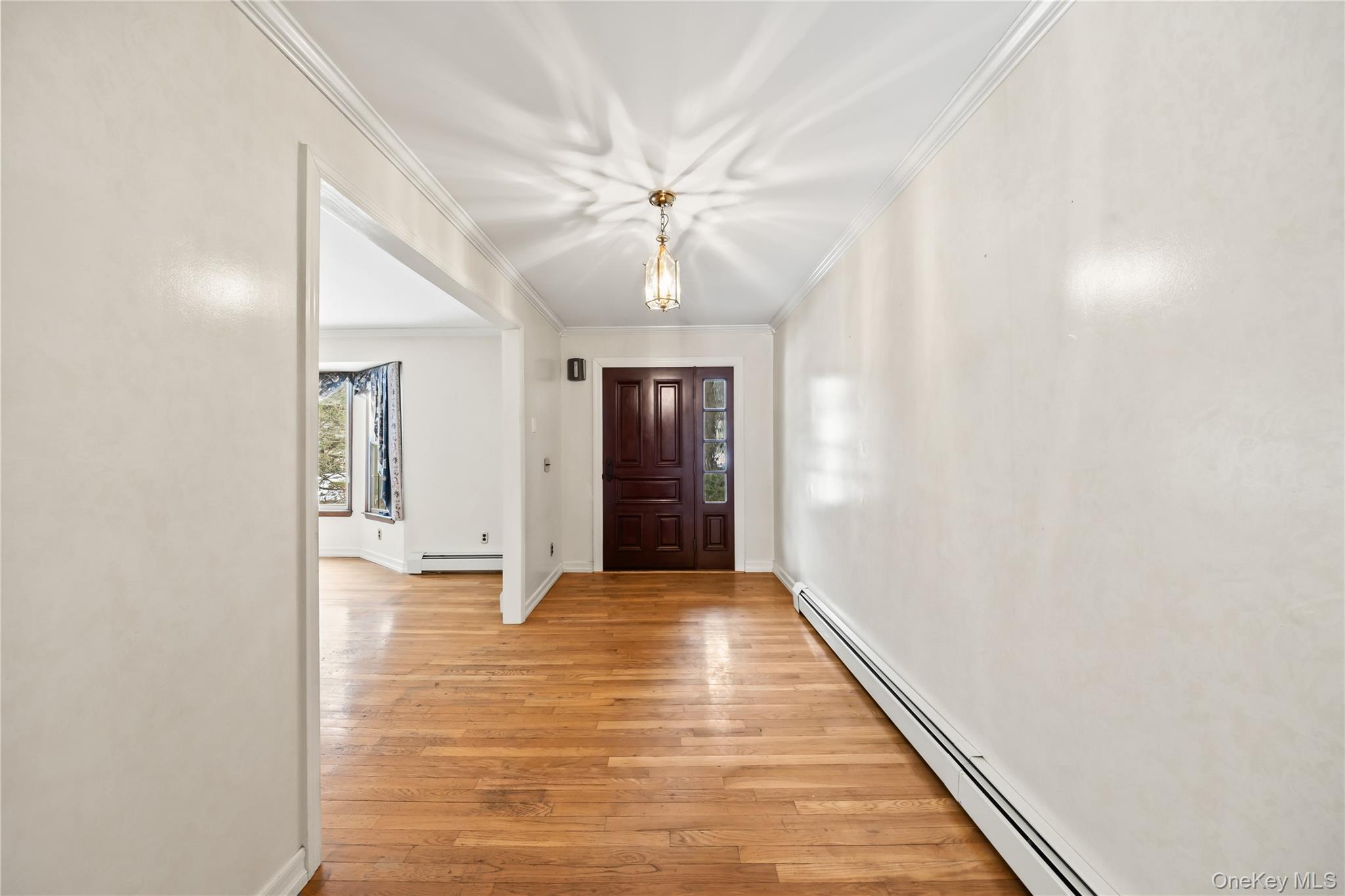 12 Bell Court, Airmont, NY 10901