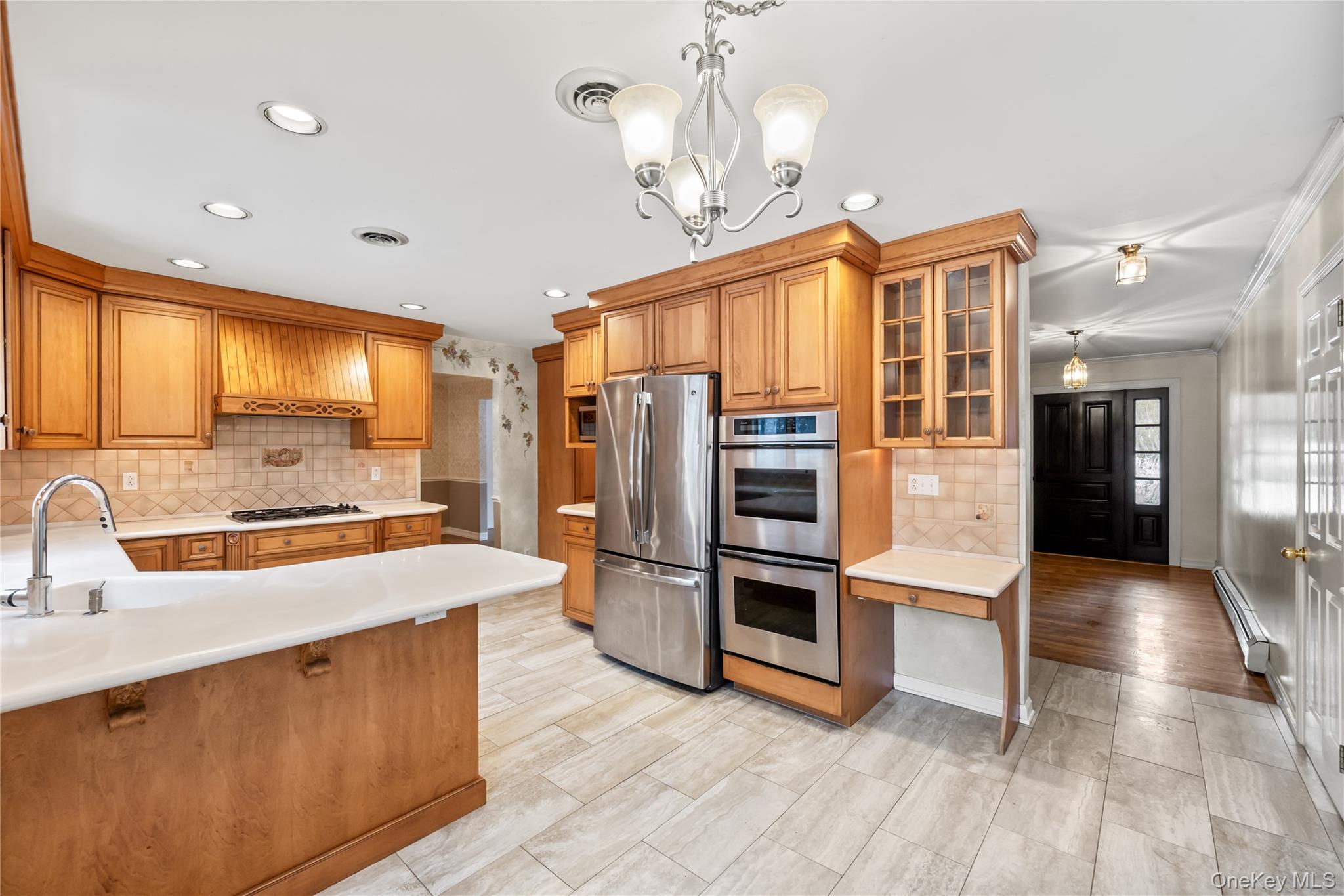 12 Bell Court, Airmont, NY 10901