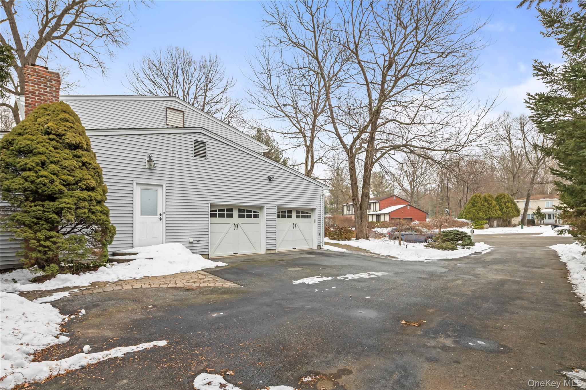 12 Bell Court, Airmont, NY 10901