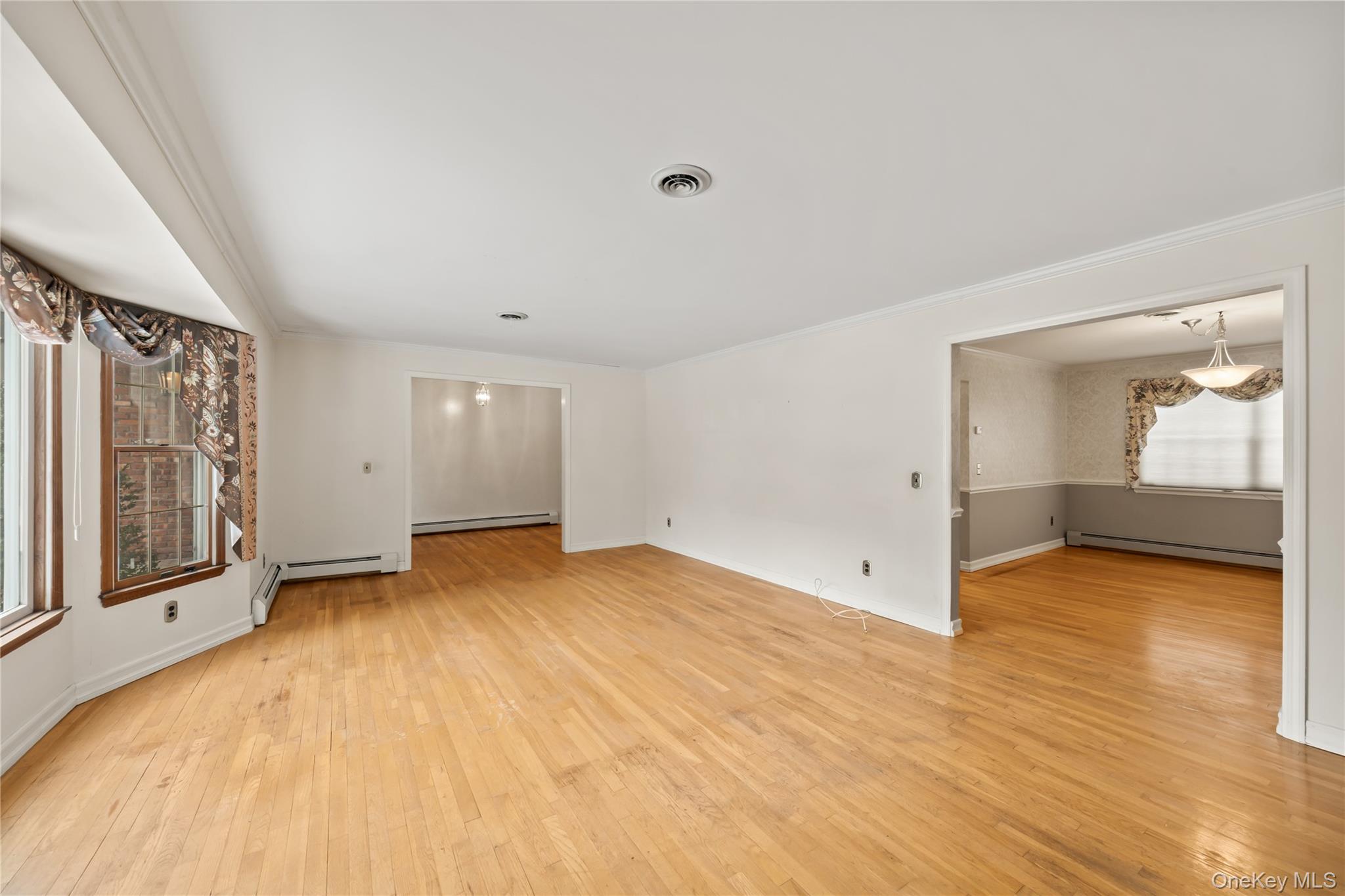 12 Bell Court, Airmont, NY 10901