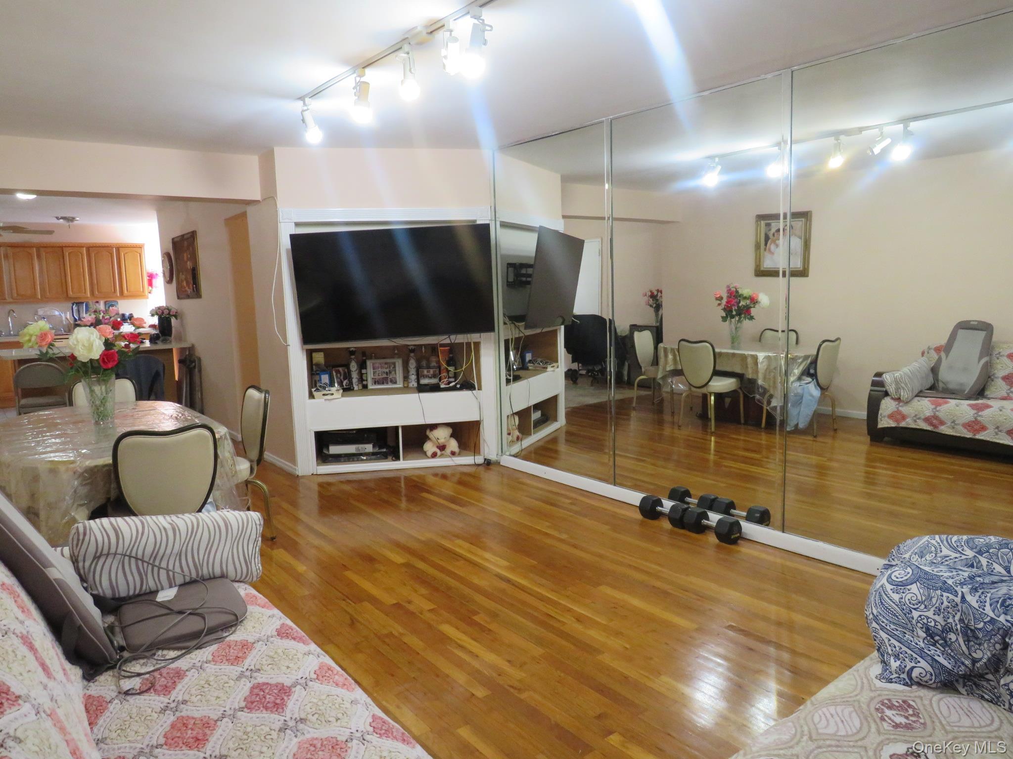 7445 YELLOWSTONE BLVD # 5G, Rego Park, NY 11374