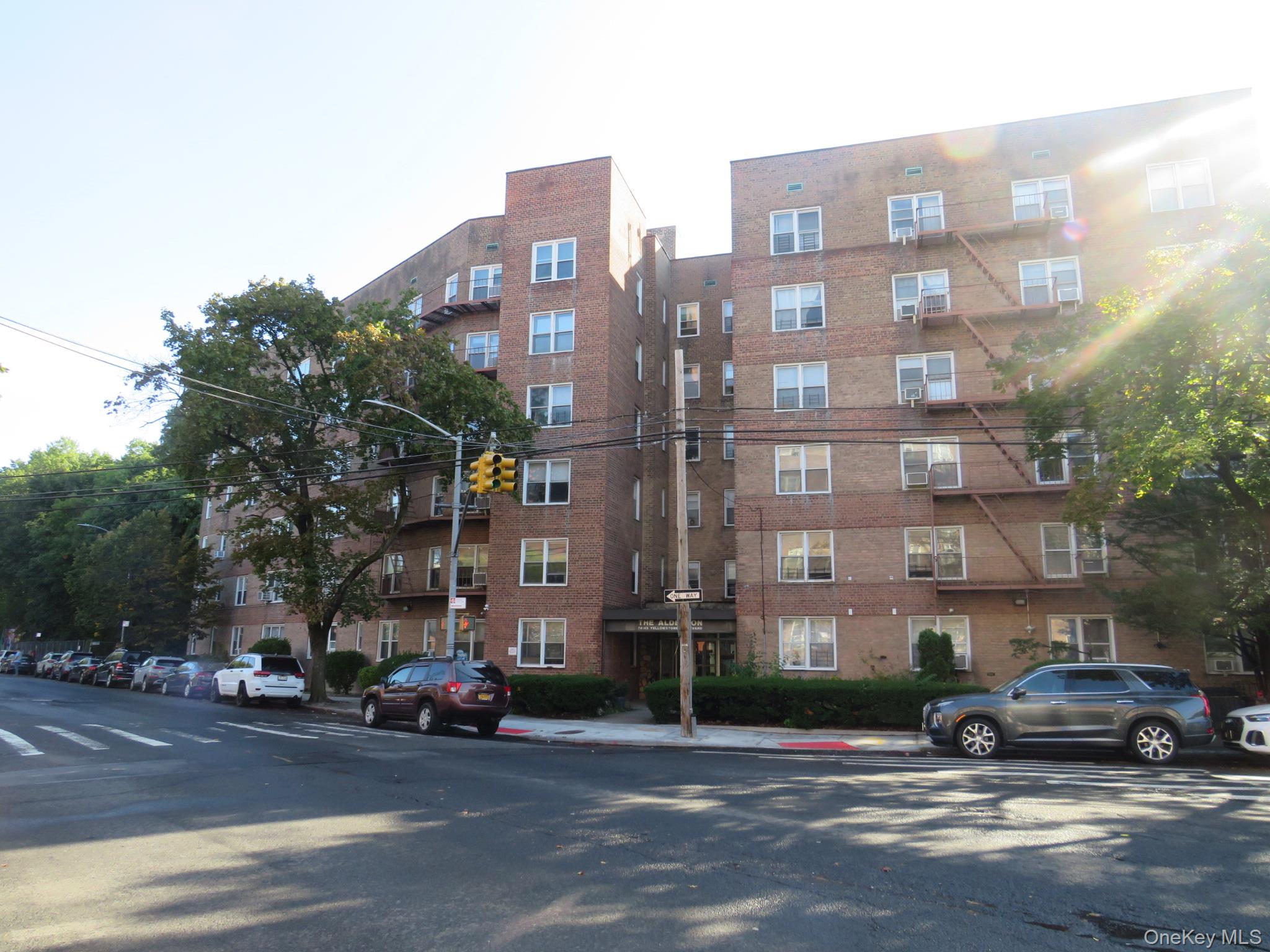 7445 YELLOWSTONE BLVD # 5G, Rego Park, NY 11374