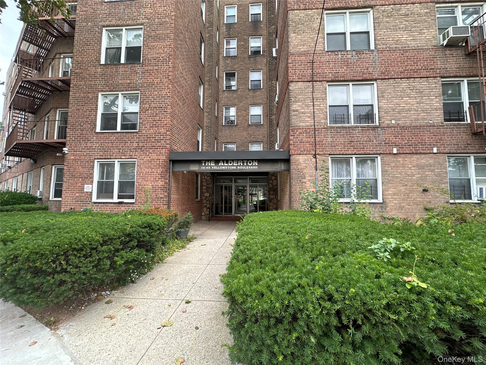 7445 YELLOWSTONE BLVD # 5G, Rego Park, NY 11374