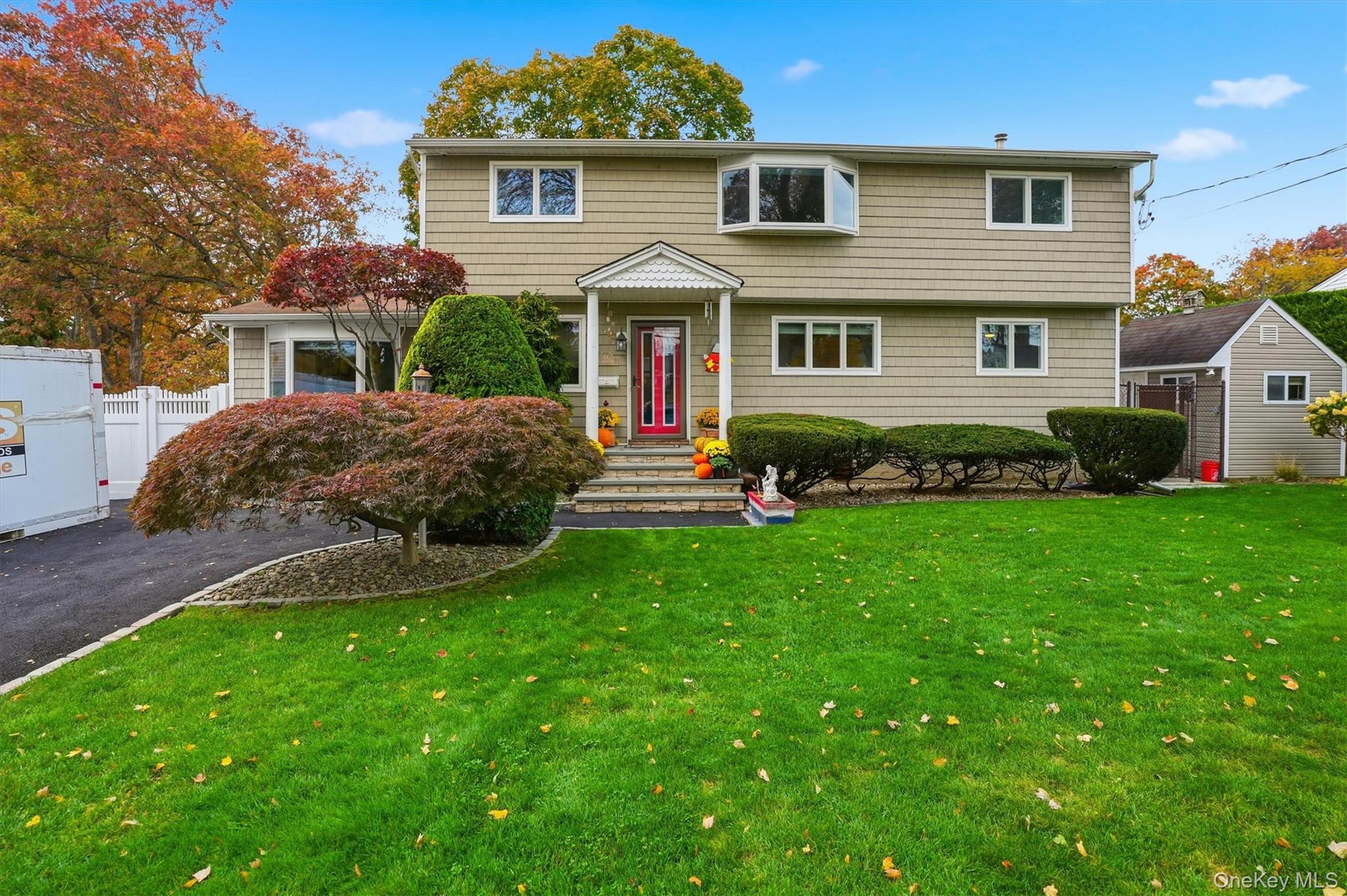 68 Westwood Avenue, Deer Park, NY 11729