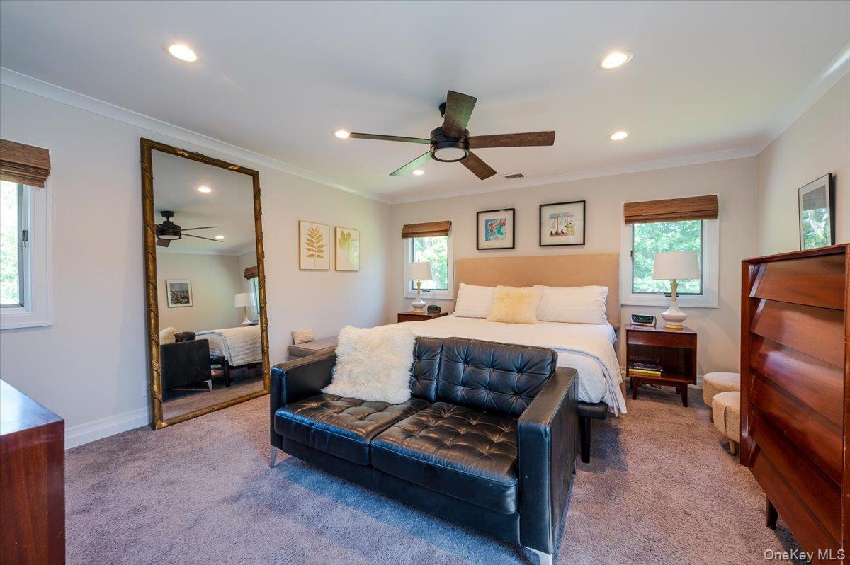 949 Gardiner Drive, Bay Shore, NY 11706