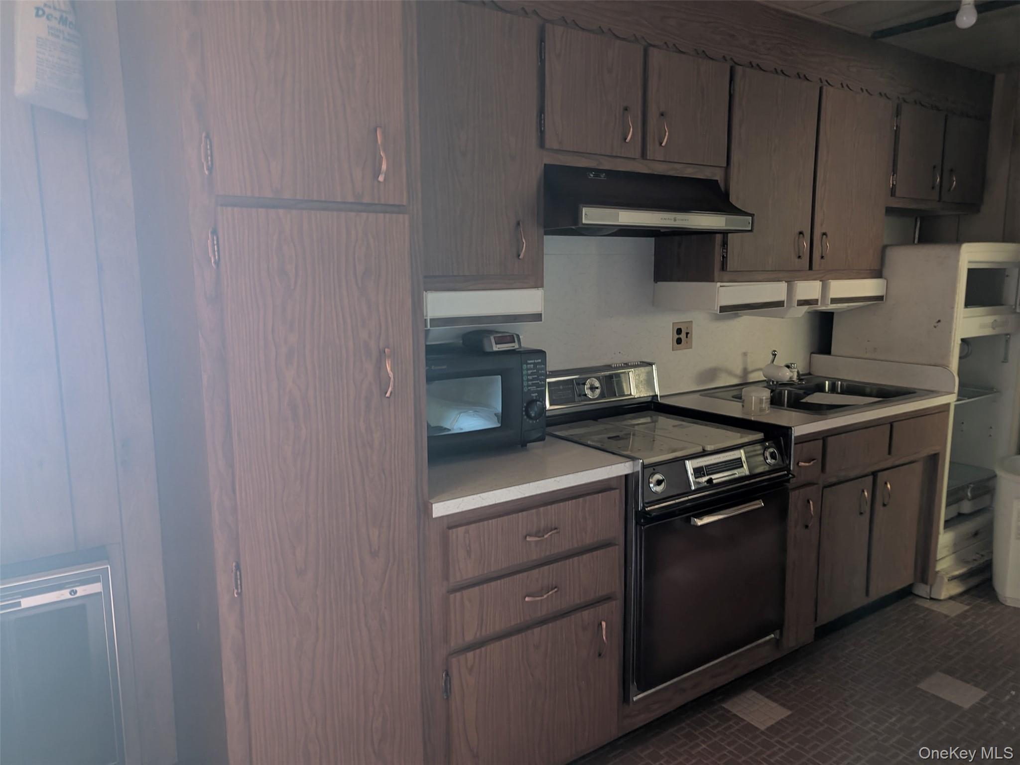 217 W Mohican Trail, Glen Spey, NY 12737