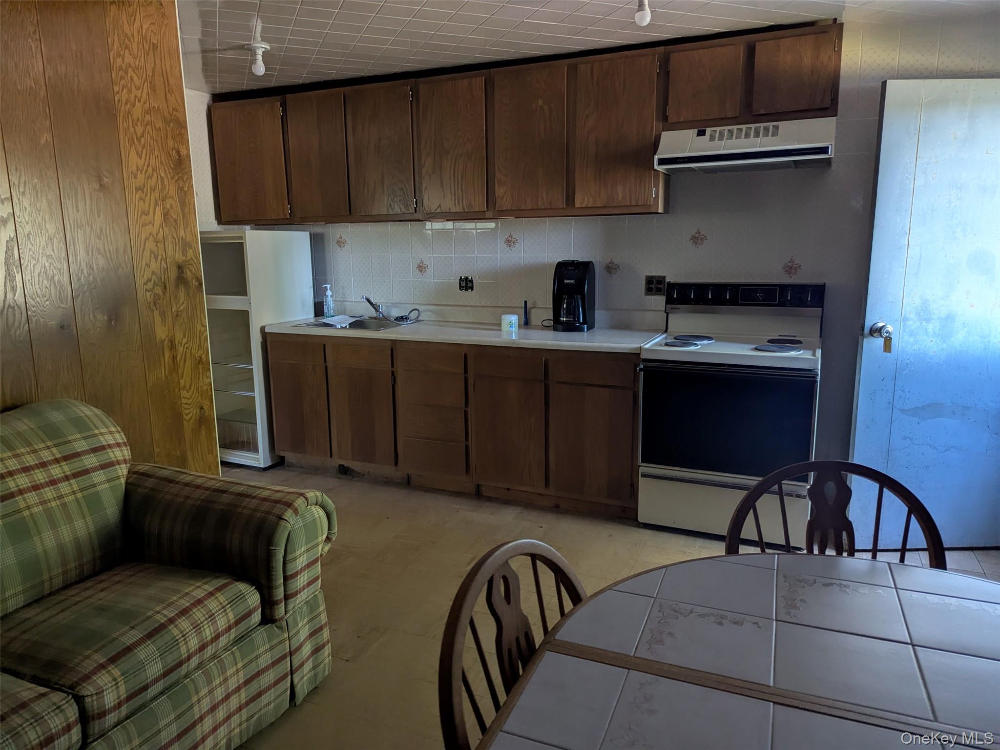 217 W Mohican Trail, Glen Spey, NY 12737