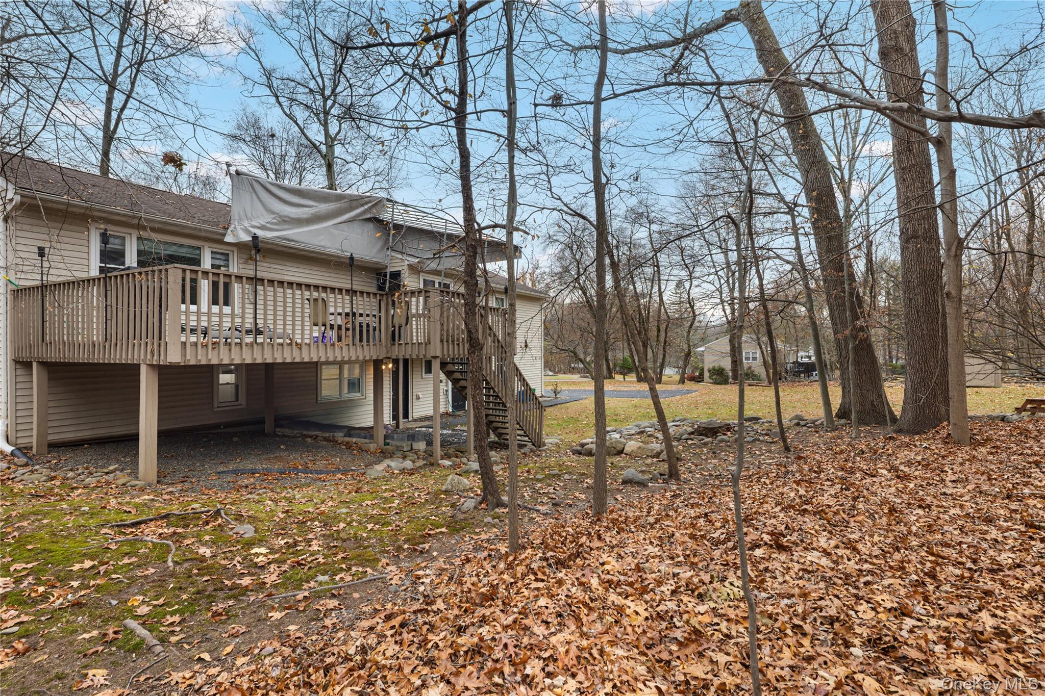 8 Apple Blossom Court, Airmont, NY 10952